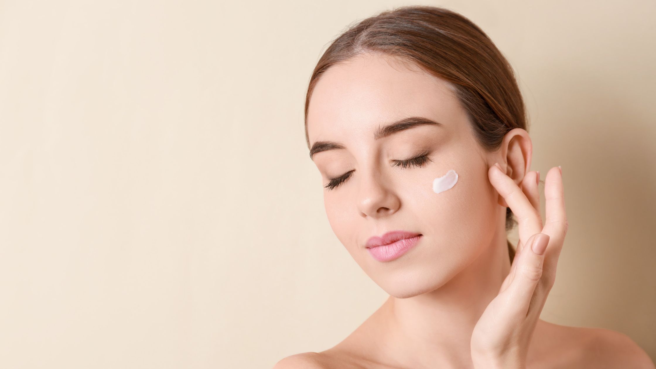 moisturizing - locking in hydration - the ultimate guide to anti aging skincare routine at home 